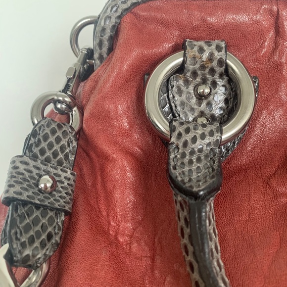 Handbag - Picture 3 of 7